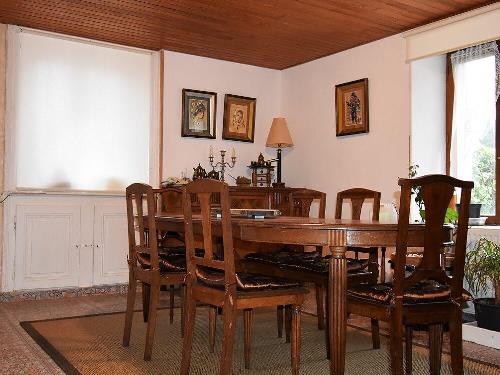 Salle à manger spacieuse